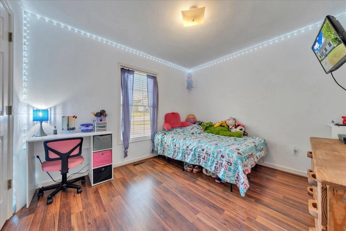 1731 18th ST - Photo 12