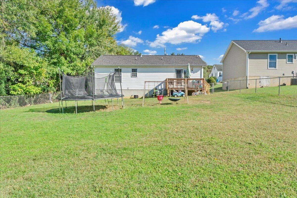 1731 18th ST - Photo 19