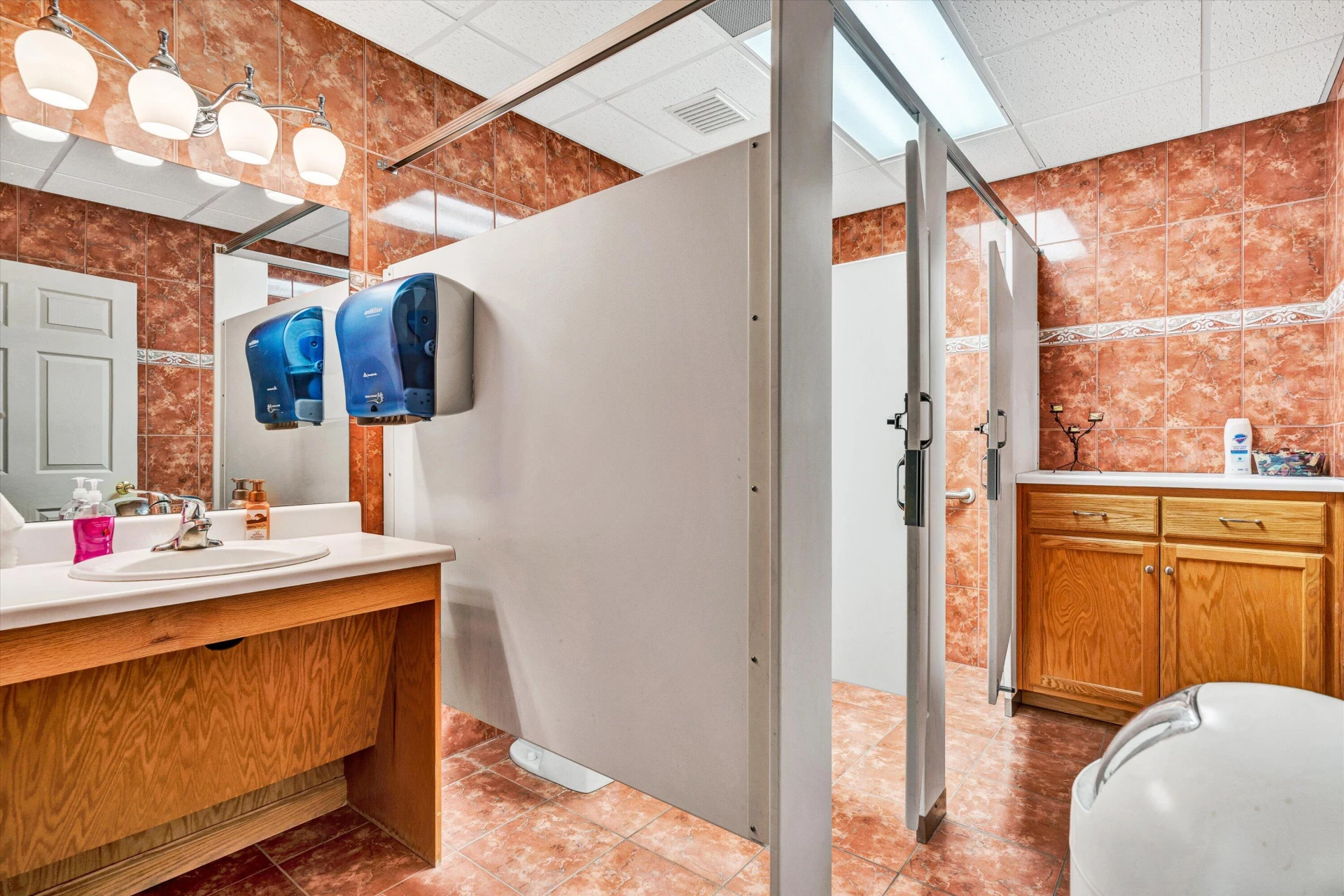 180 AMT TECH DR - Photo 17