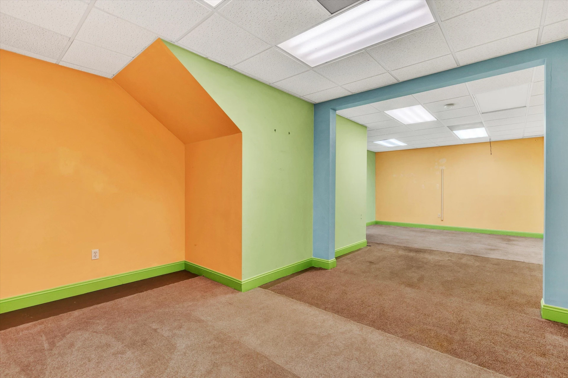 180 AMT TECH DR - Photo 35