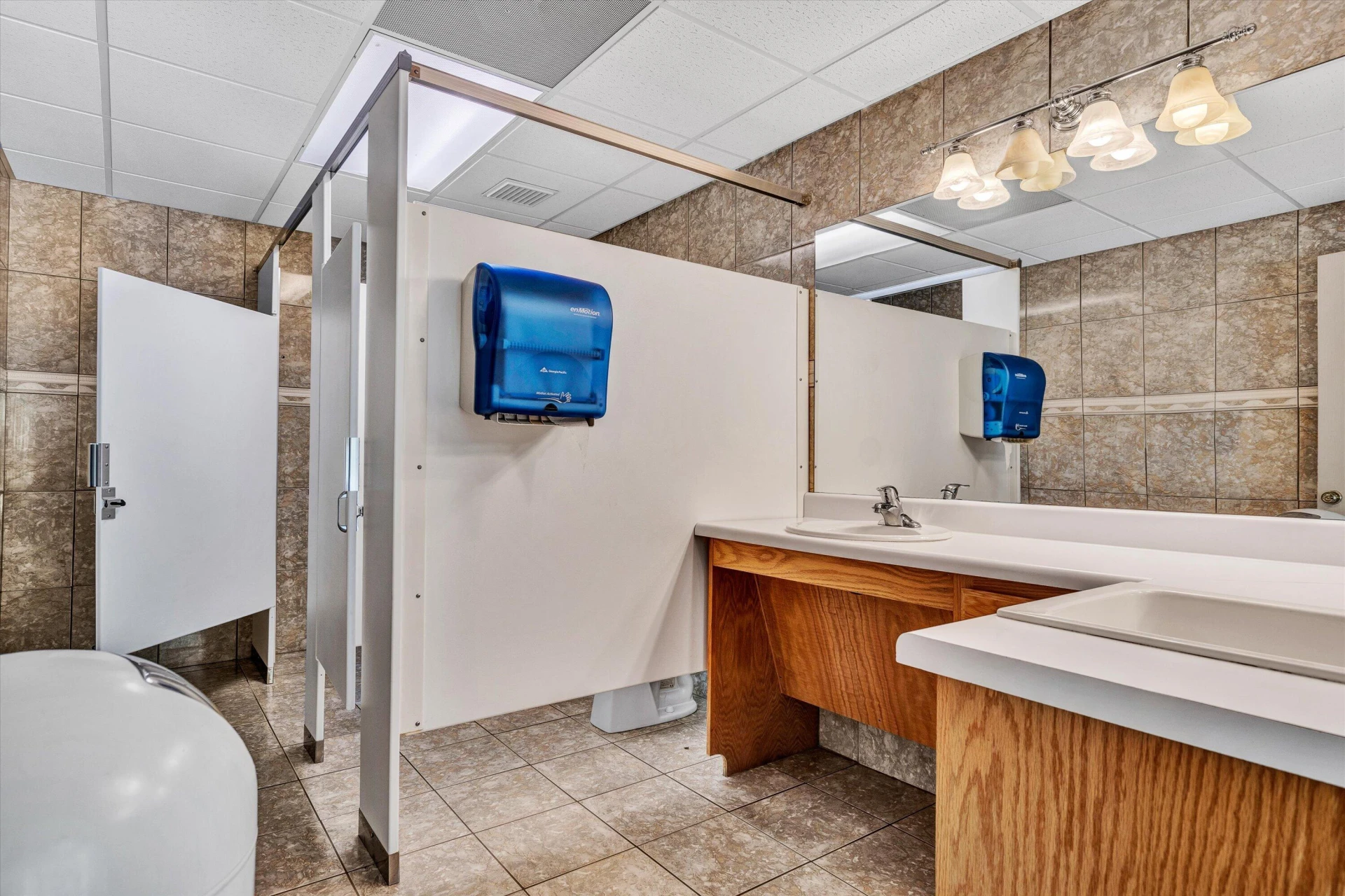 180 AMT TECH DR - Photo 38