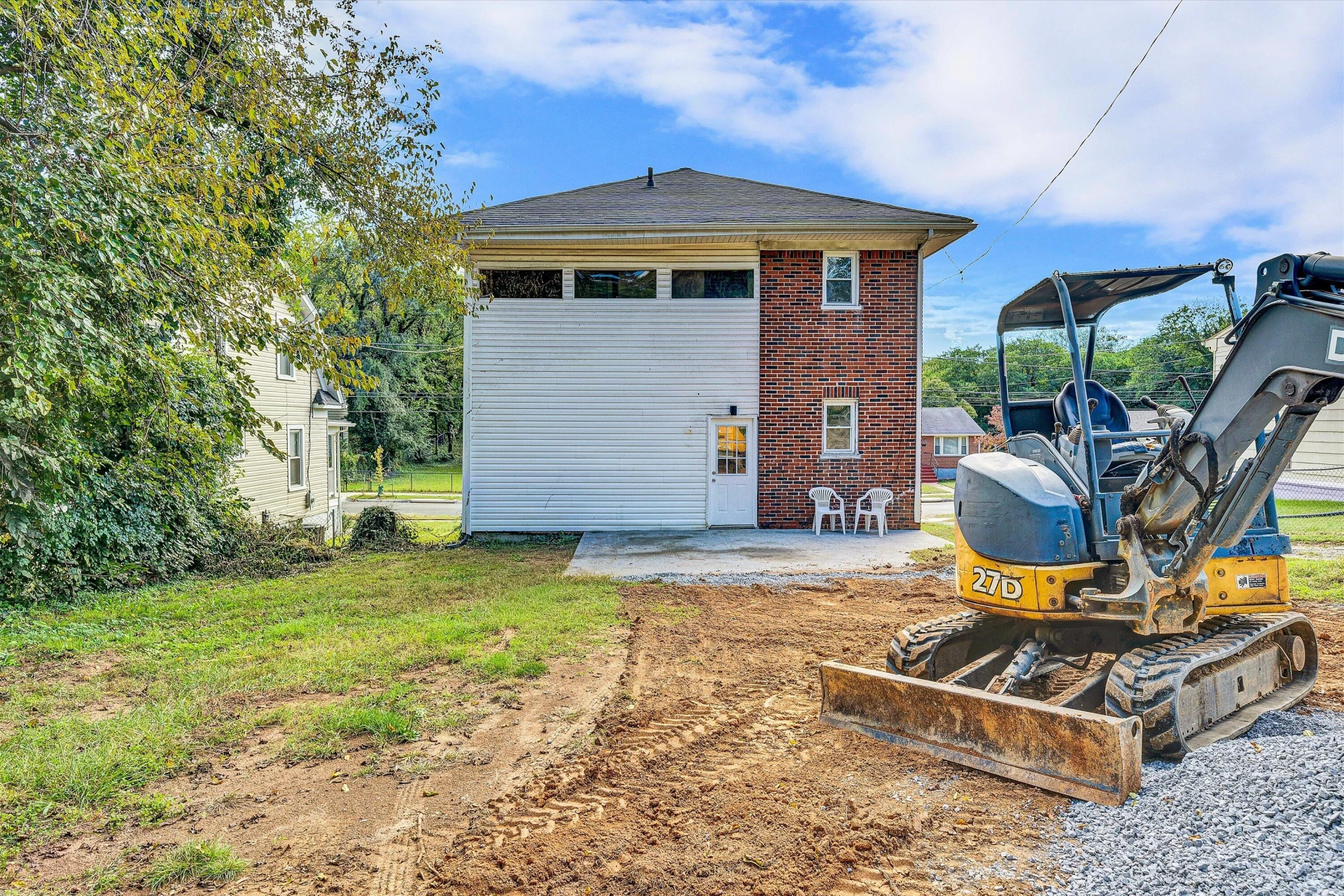 2431 Delaware AVE - Photo 33