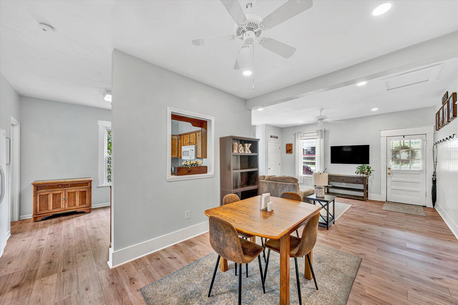 1320 Eddington RD - Photo 10