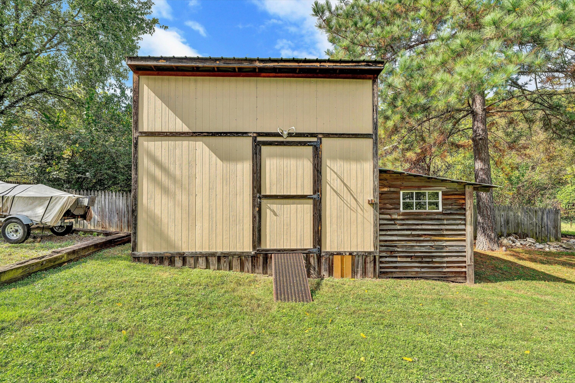 1320 Eddington RD - Photo 24