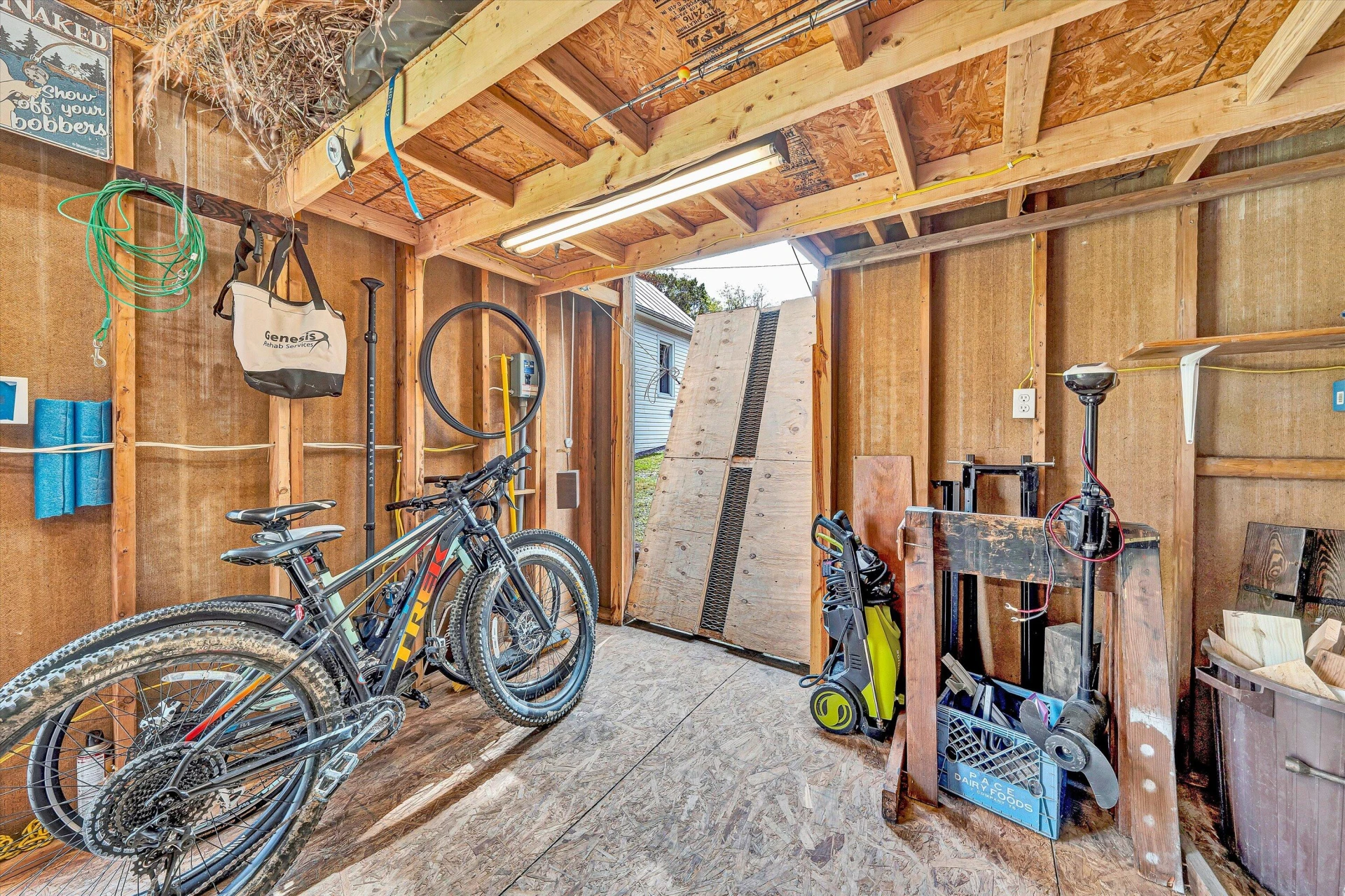 1320 Eddington RD - Photo 28
