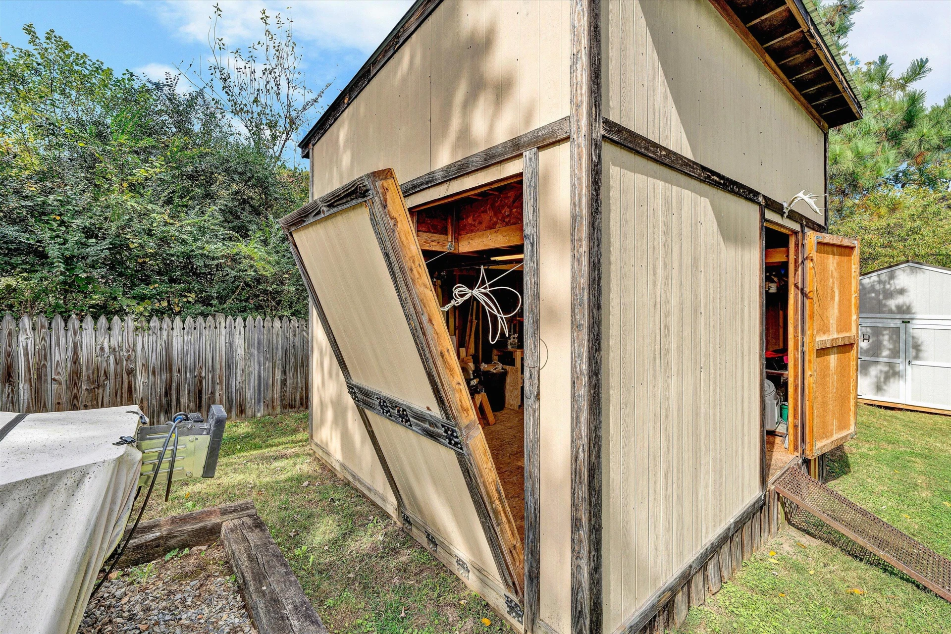 1320 Eddington RD - Photo 29