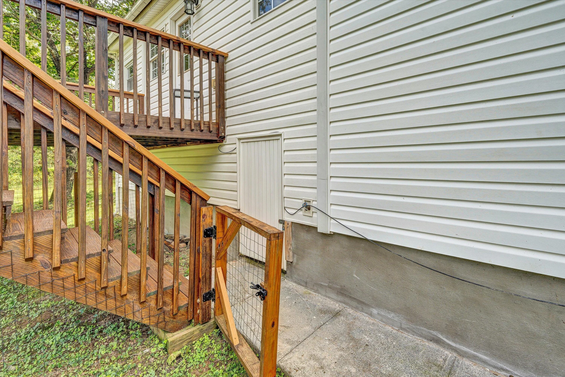1320 Eddington RD - Photo 30