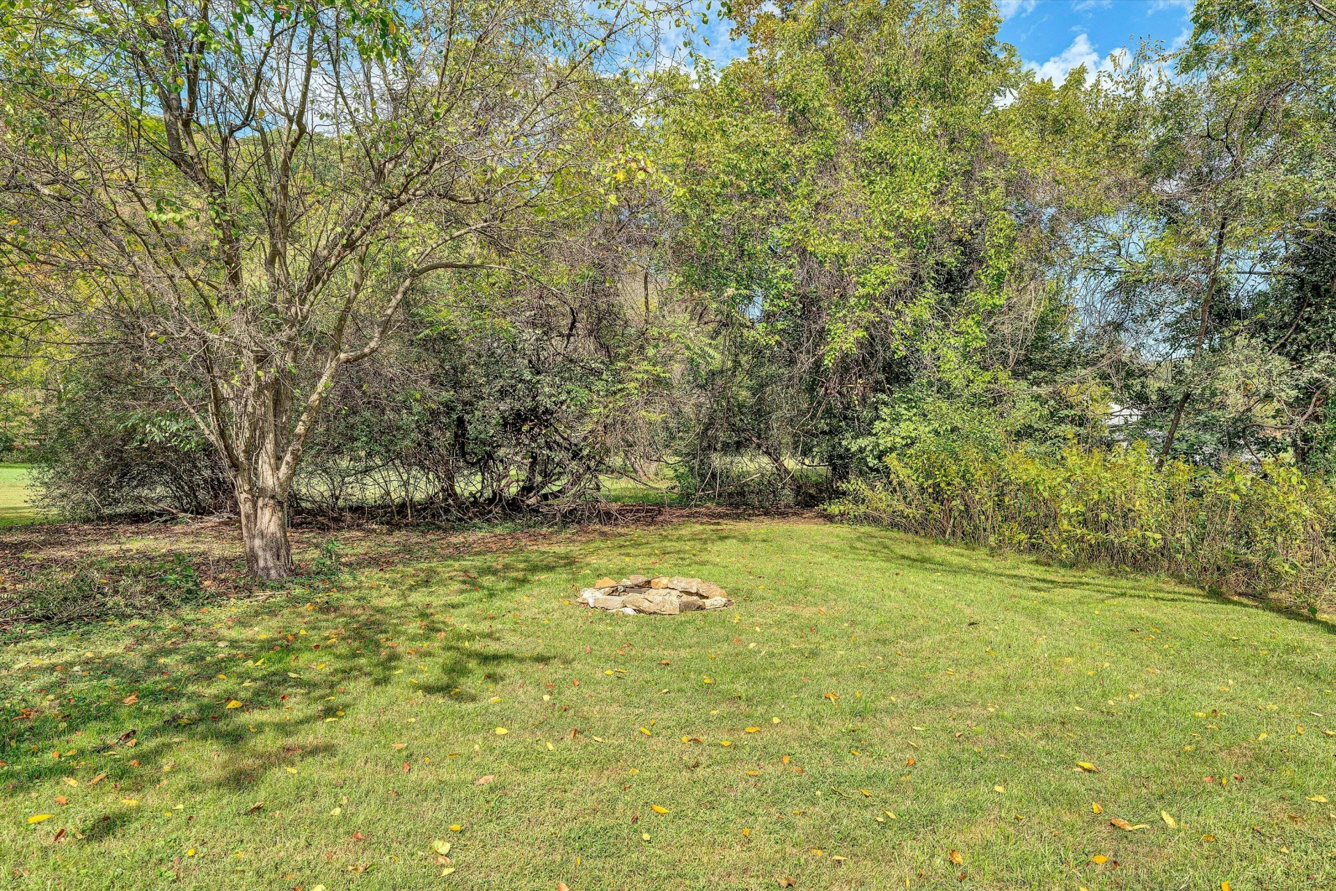 1320 Eddington RD - Photo 35