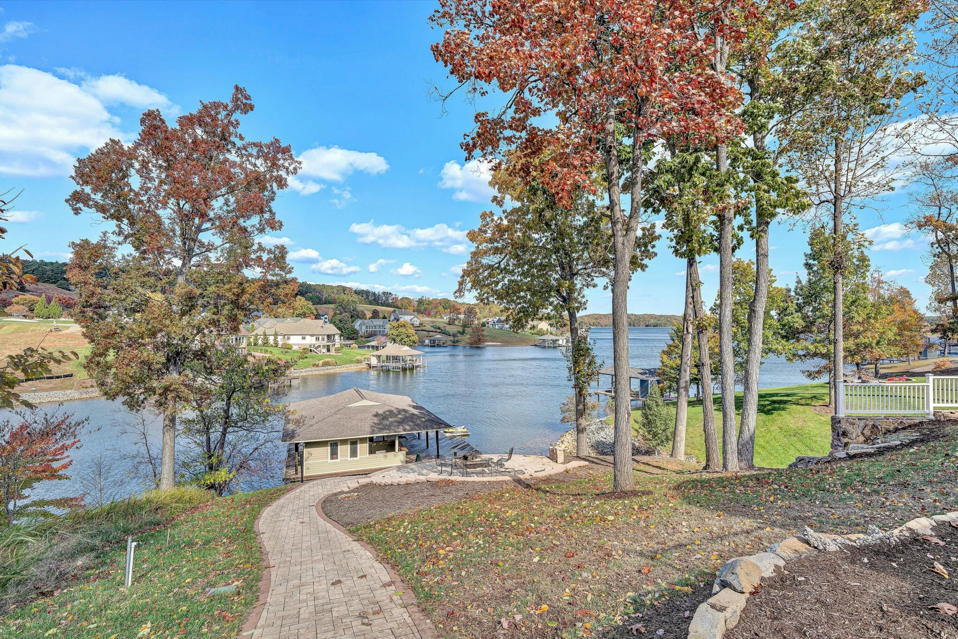 803 Compass Cove CIR - Photo 70