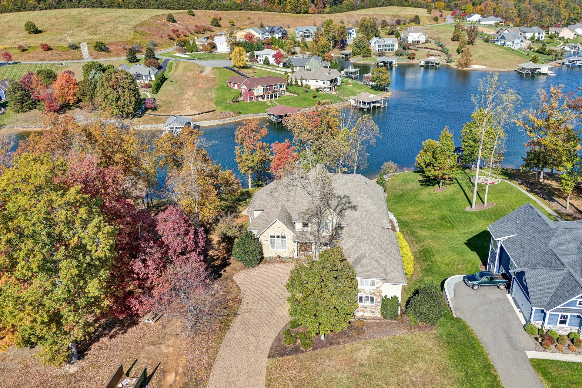 803 Compass Cove CIR - Photo 88