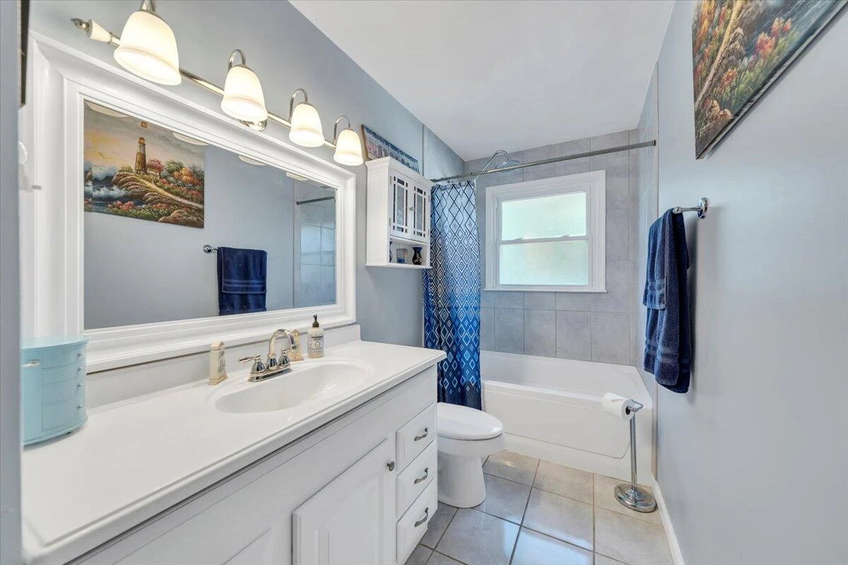 1843 Redwood RD - Photo 15