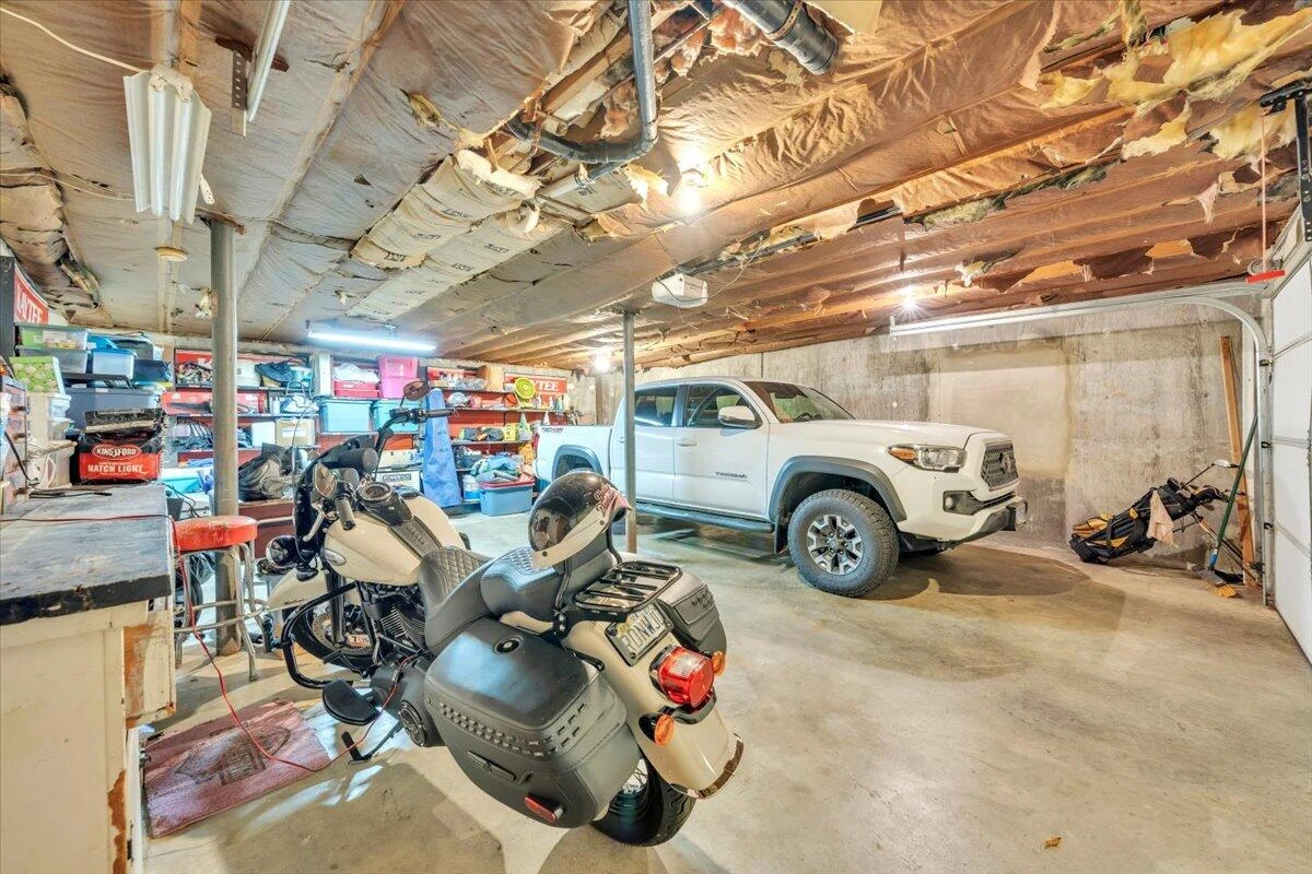 1843 Redwood RD - Photo 20