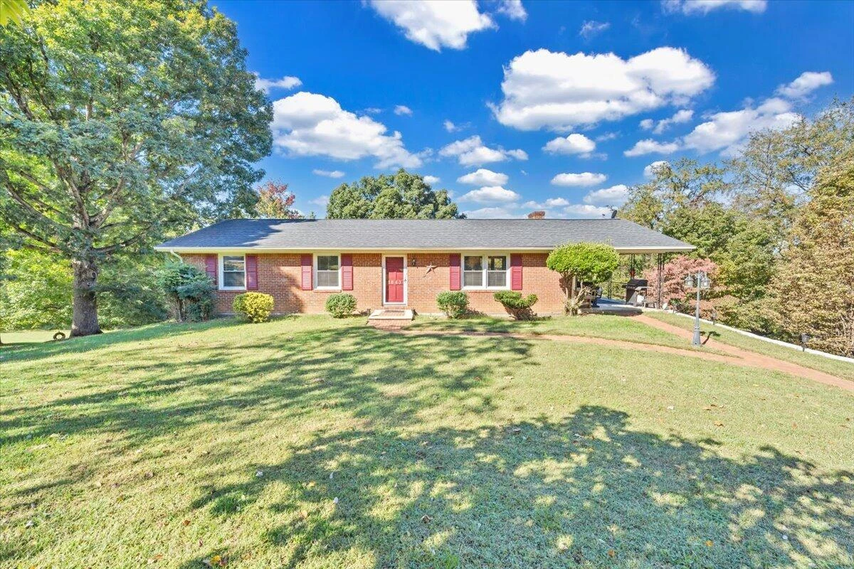 1843 Redwood RD - Photo 27