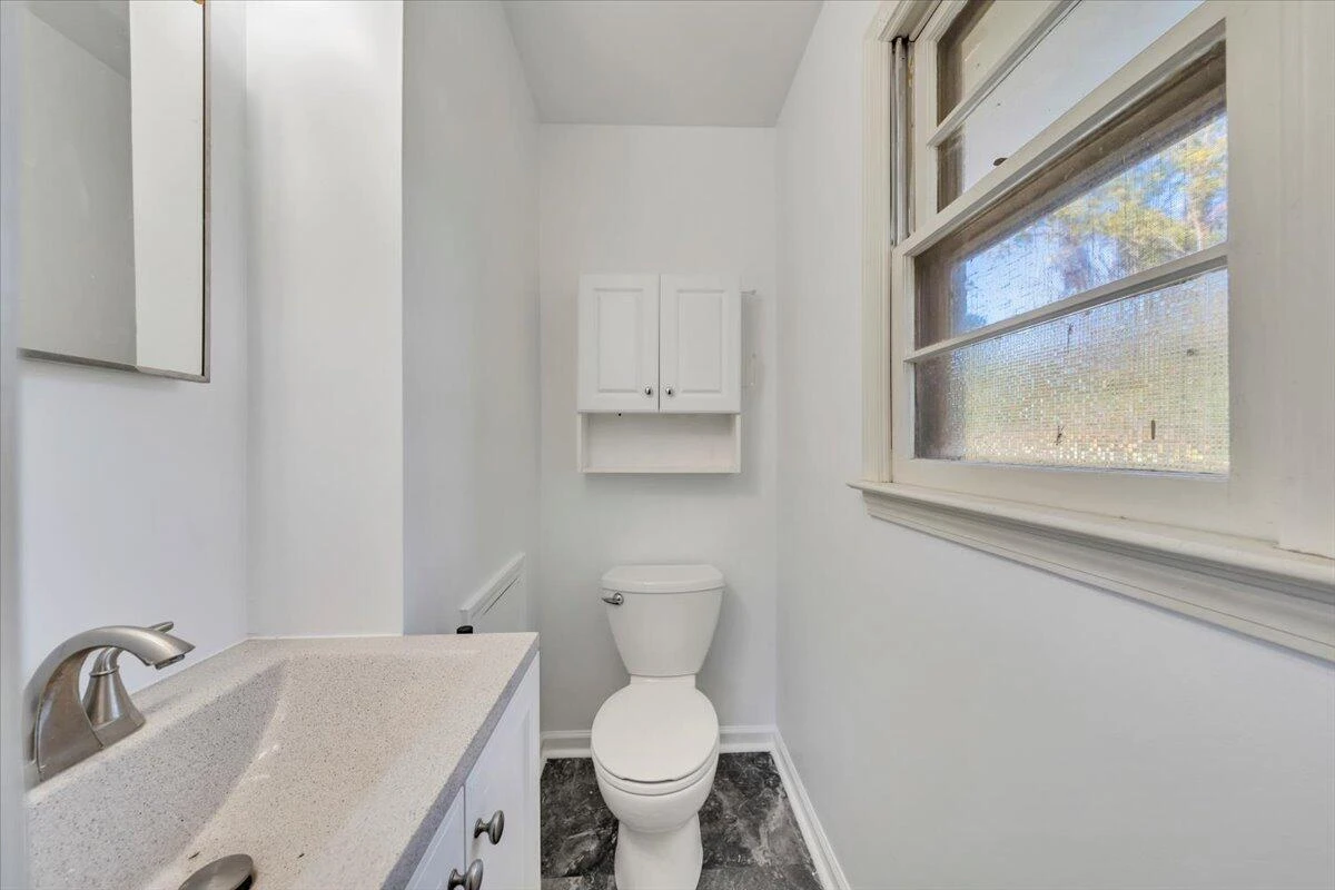 2441 Meadowbrook RD - Photo 16