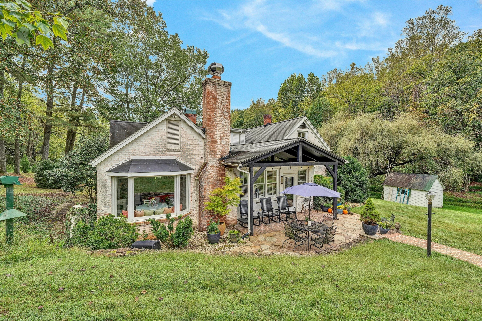 400 Walnut RD - Photo 9