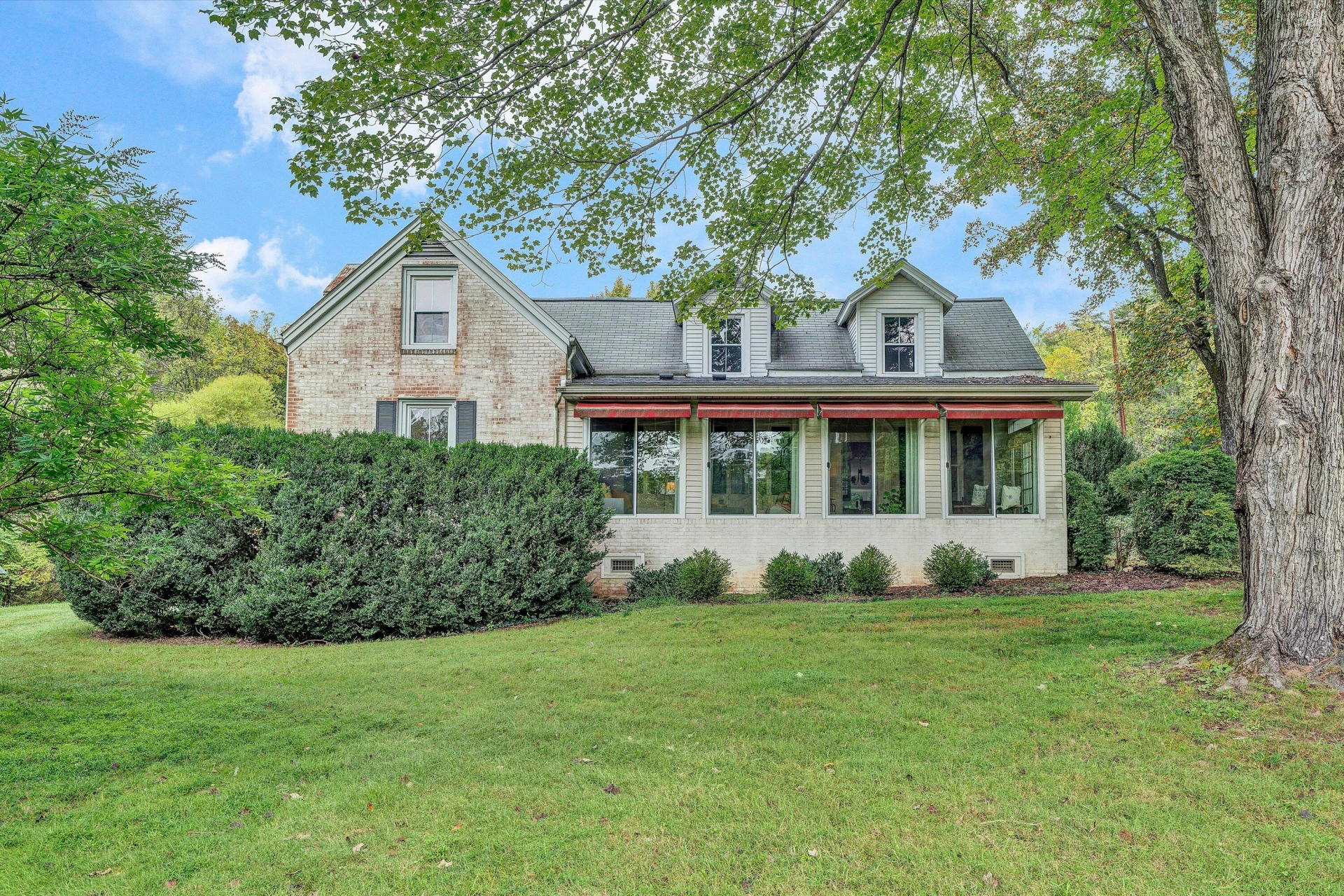 400 Walnut RD - Photo 11