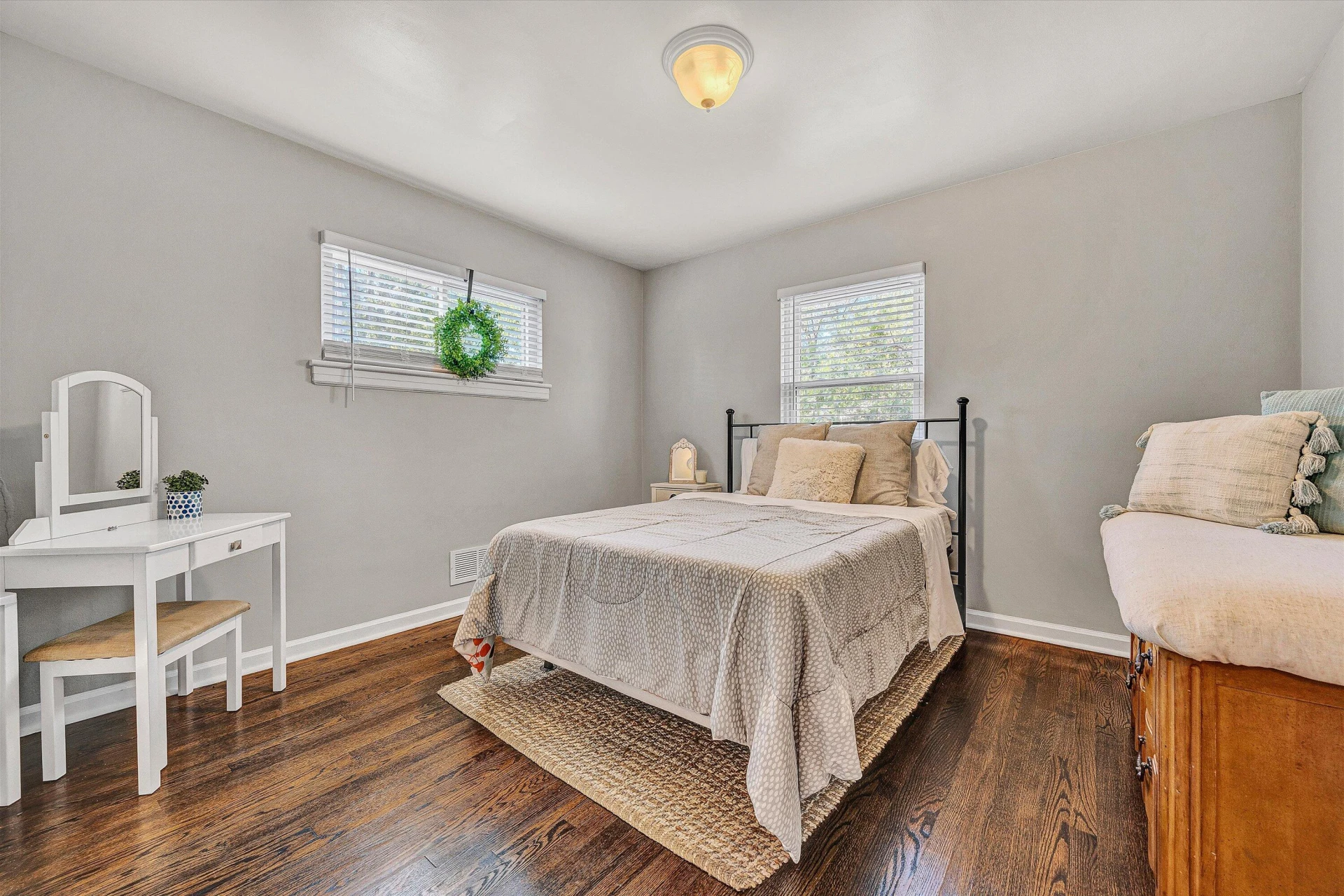 3516 Grandin RD - Photo 19