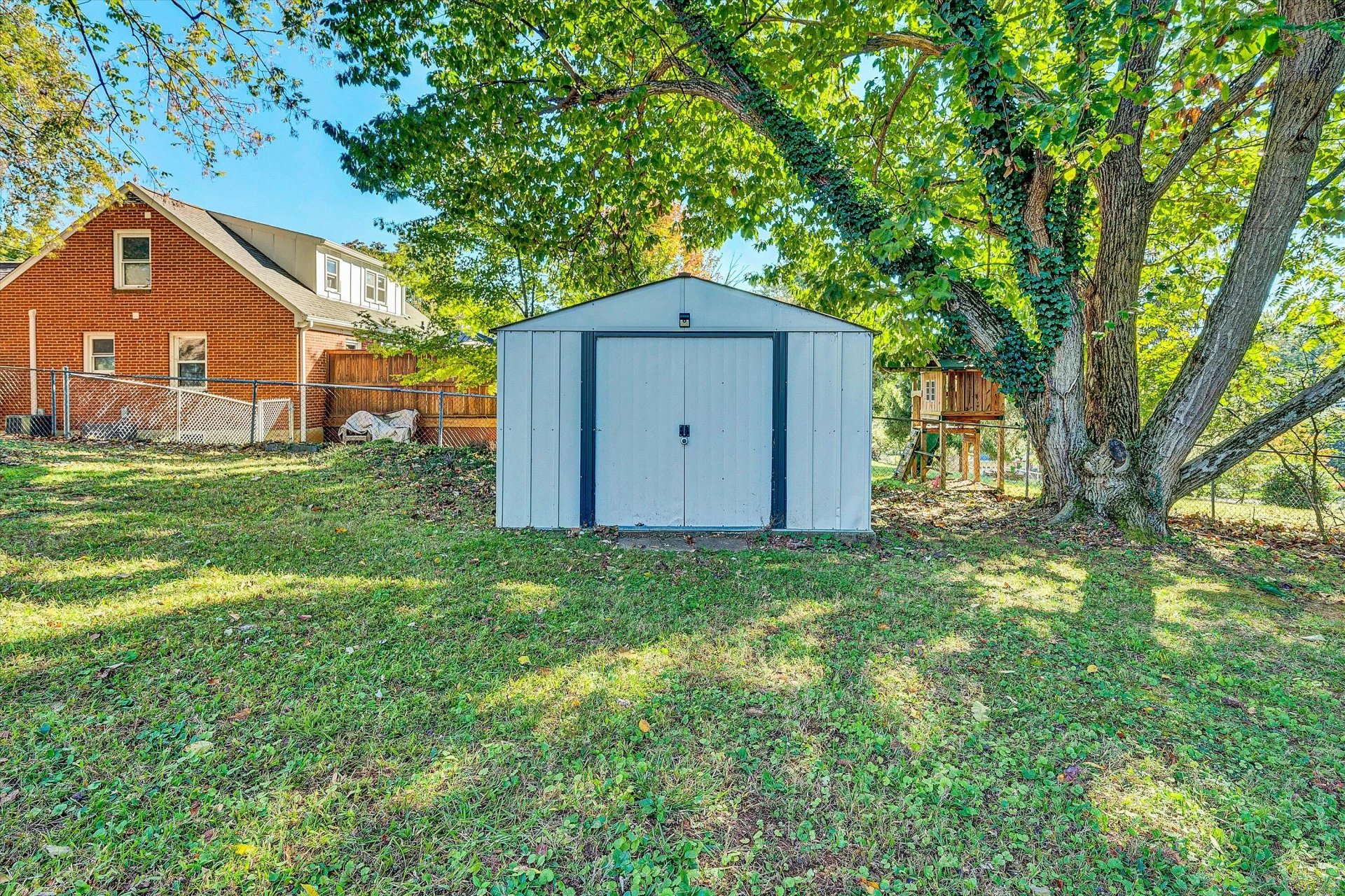 3516 Grandin RD - Photo 31
