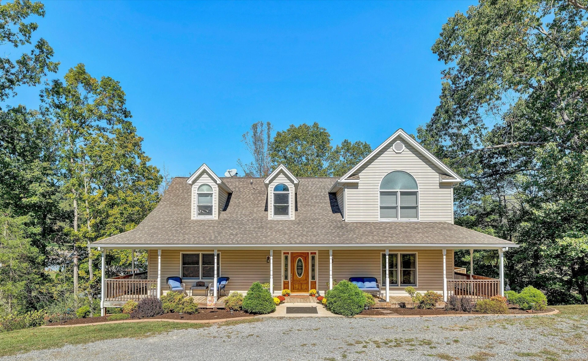 316 Woodland Cove DR - Photo 2