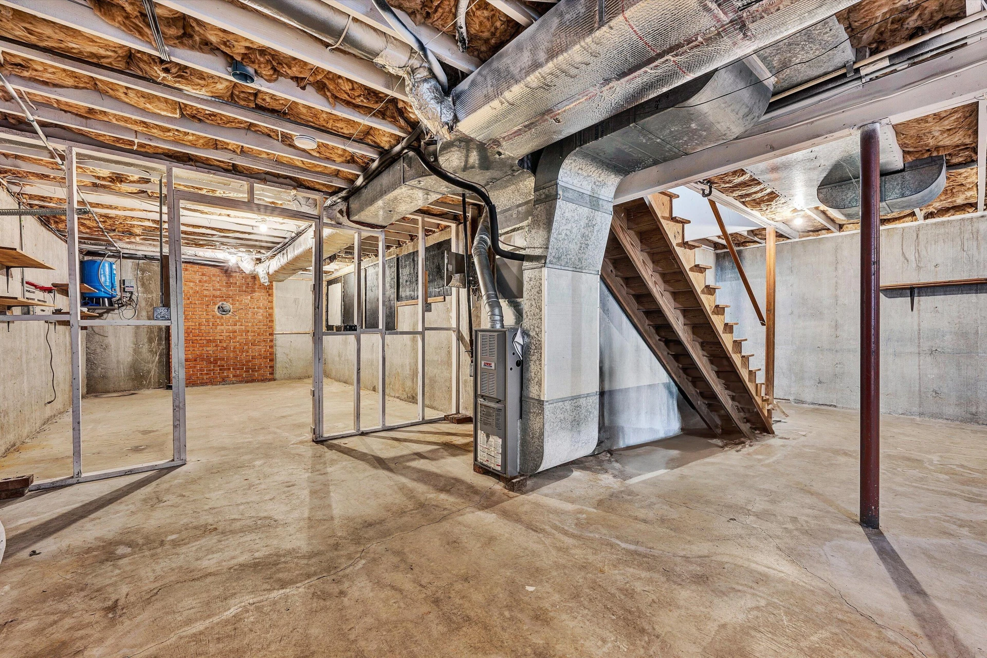 4477 Bonsack RD - Photo 39