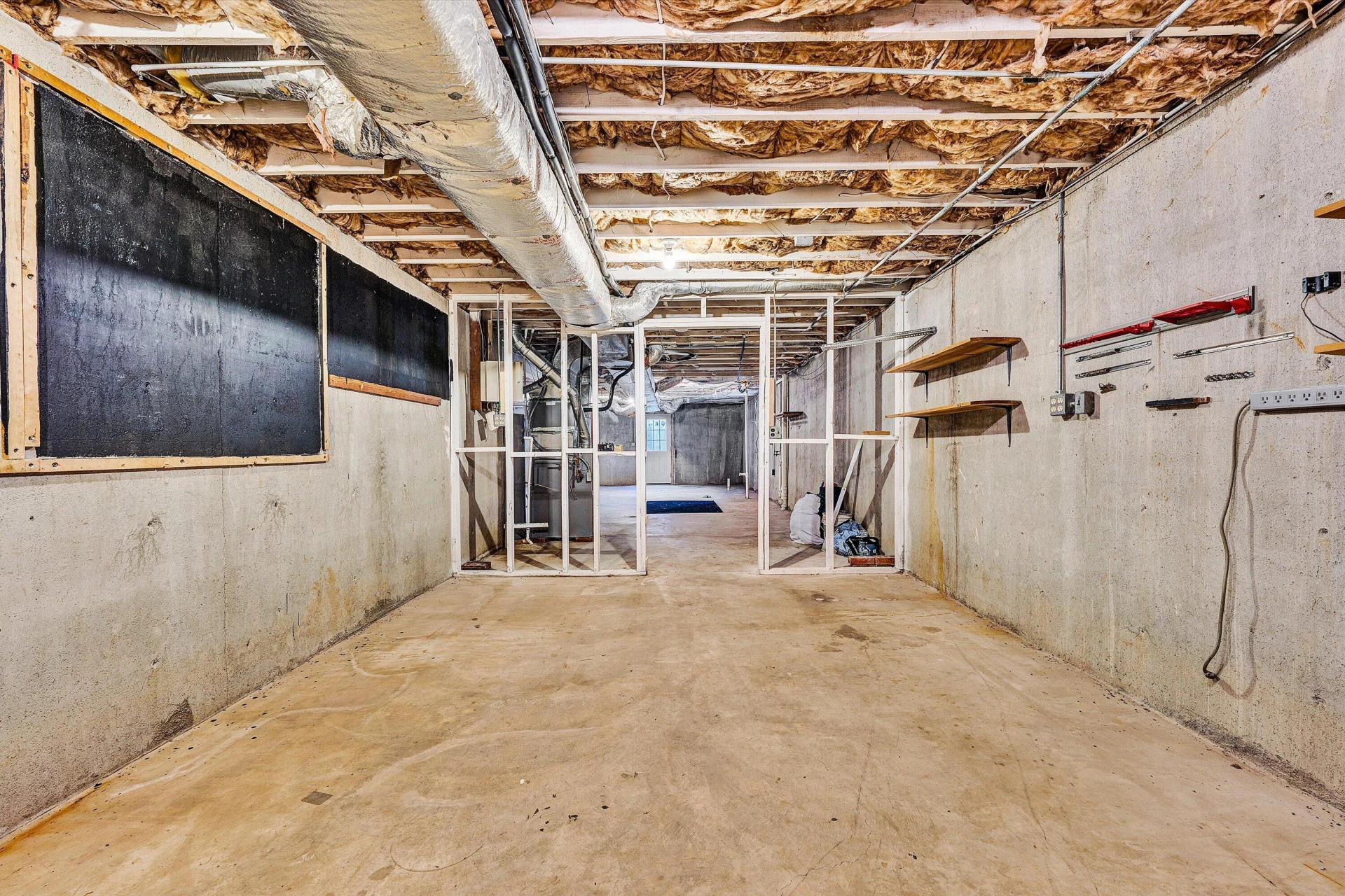 4477 Bonsack RD - Photo 40