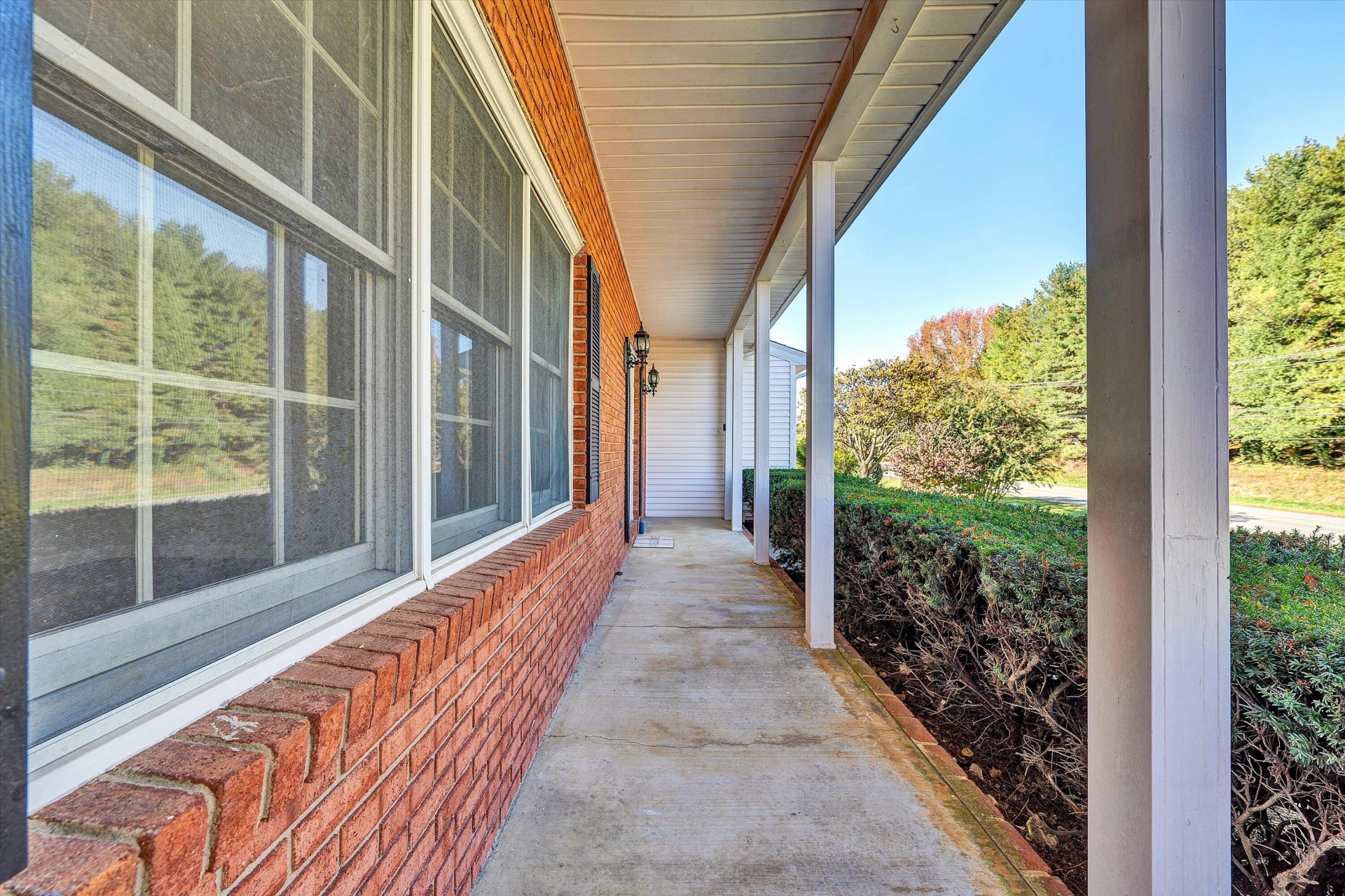 4477 Bonsack RD - Photo 6