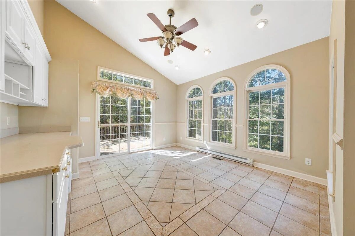 5539 Highfields RD - Photo 24