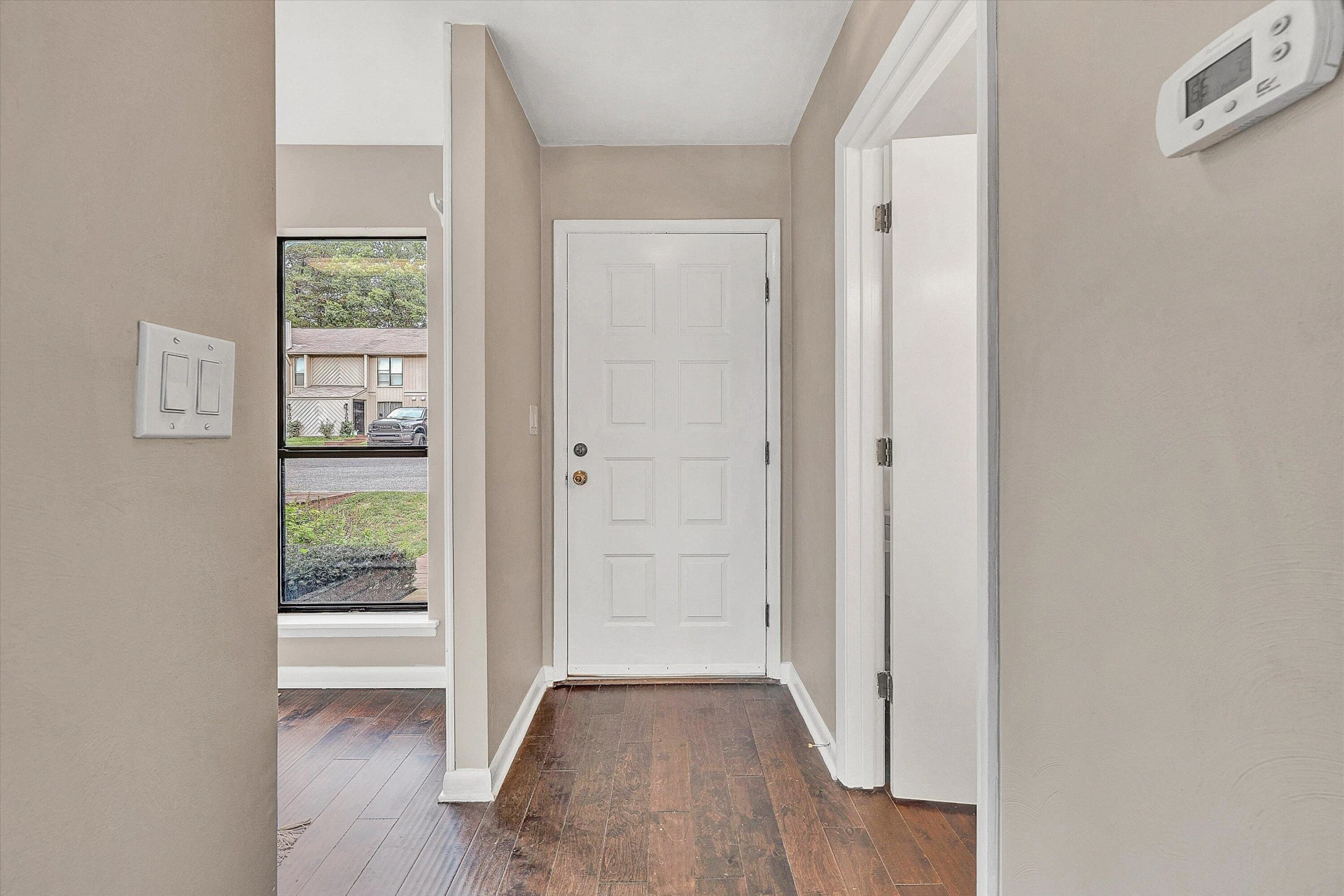 7313 Maple CT - Photo 8
