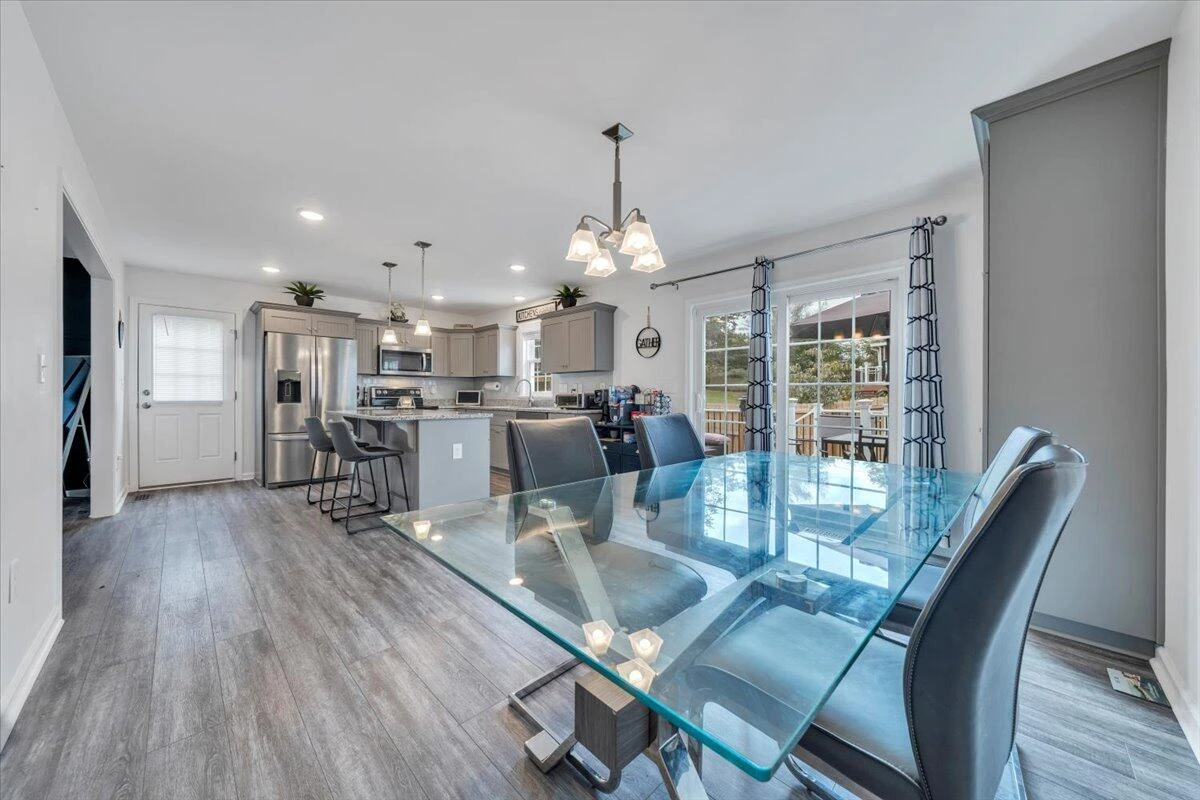 4018 Hazelridge RD - Photo 11