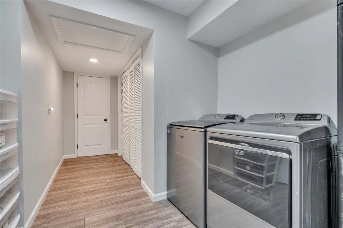 4018 Hazelridge RD - Photo 33
