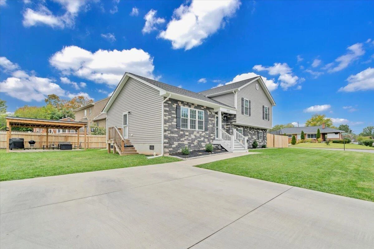 4018 Hazelridge RD - Photo 42