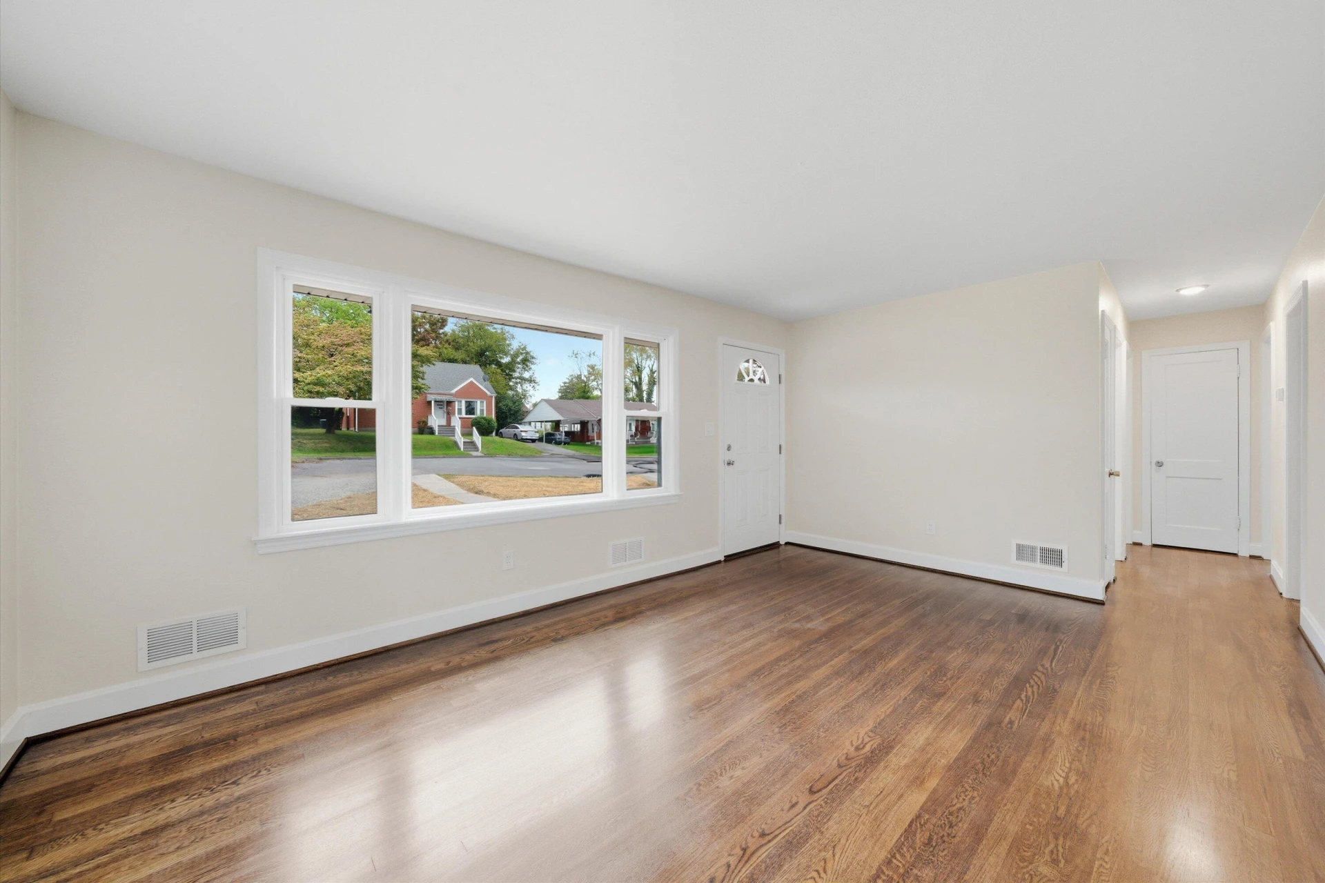 2707 Mountainaire AVE - Photo 4