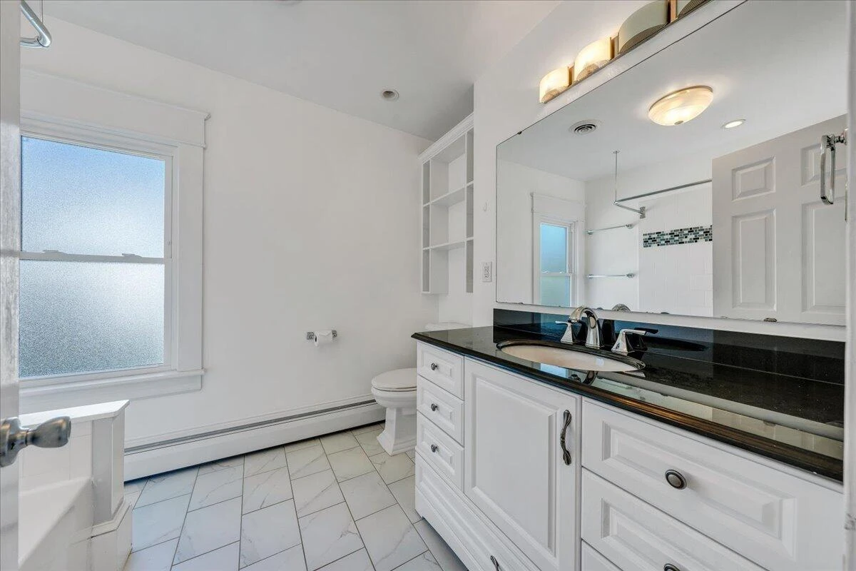 2115 Berkley AVE - Photo 15