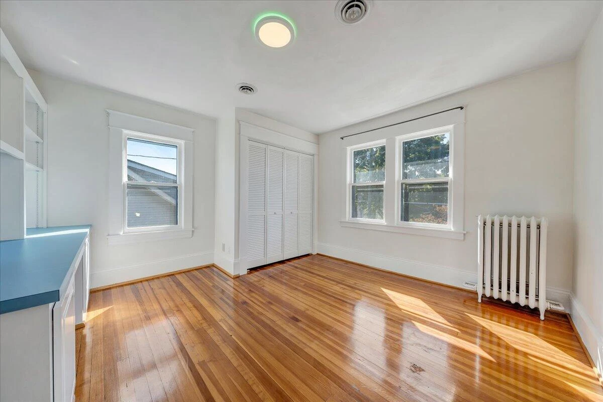 2115 Berkley AVE - Photo 17