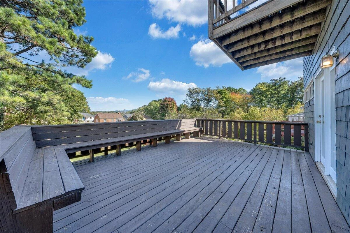2115 Berkley AVE - Photo 24