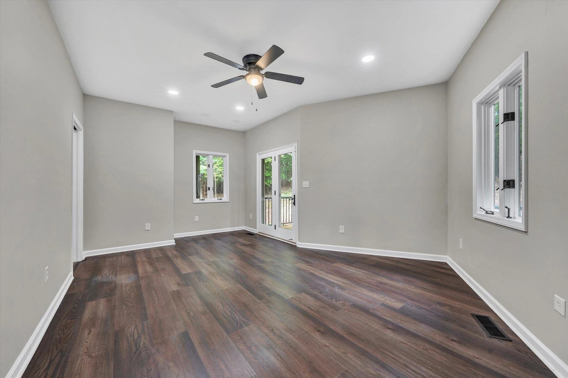 40 WOODS LANDING LN - Photo 16