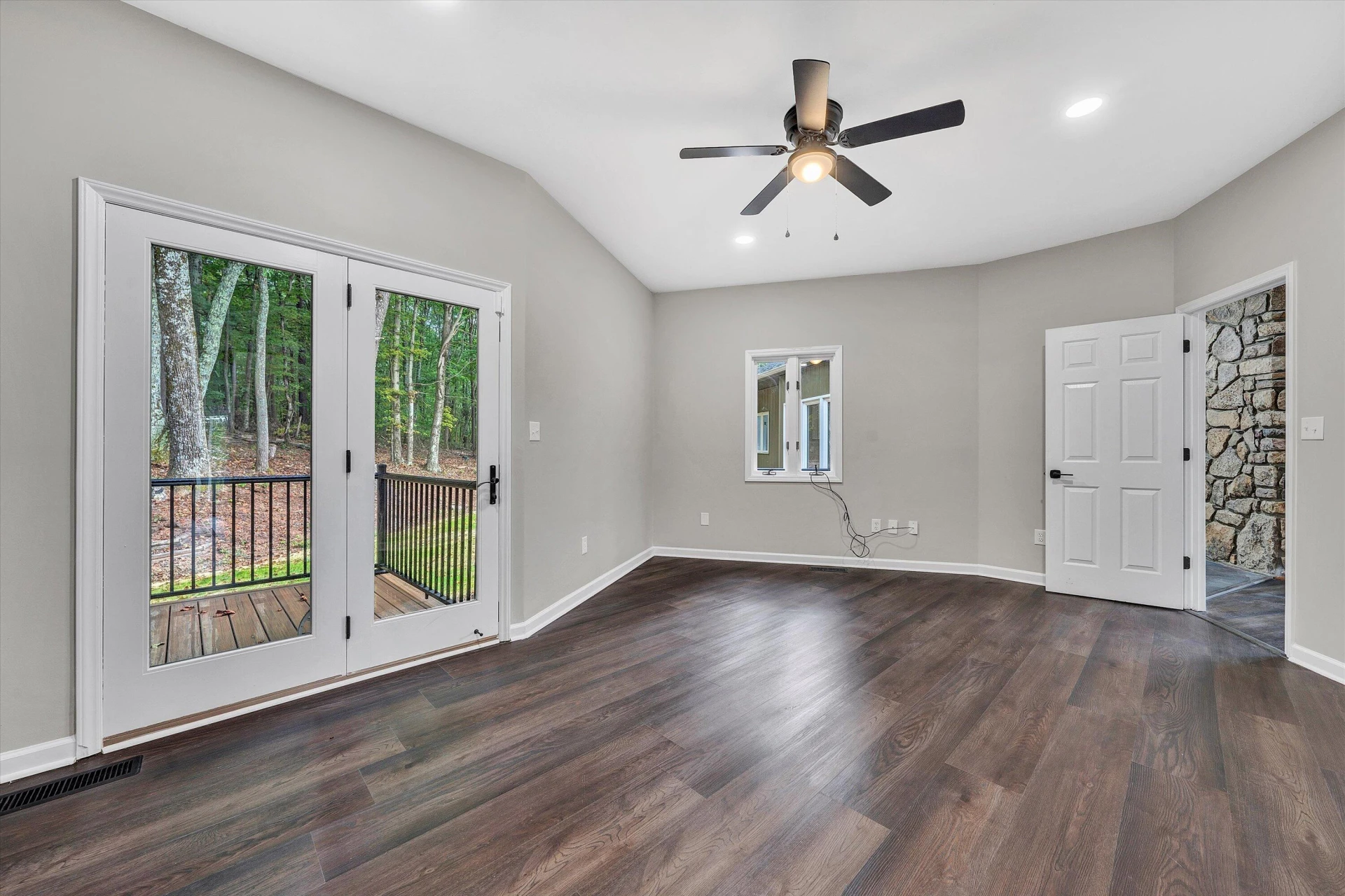 40 WOODS LANDING LN - Photo 17