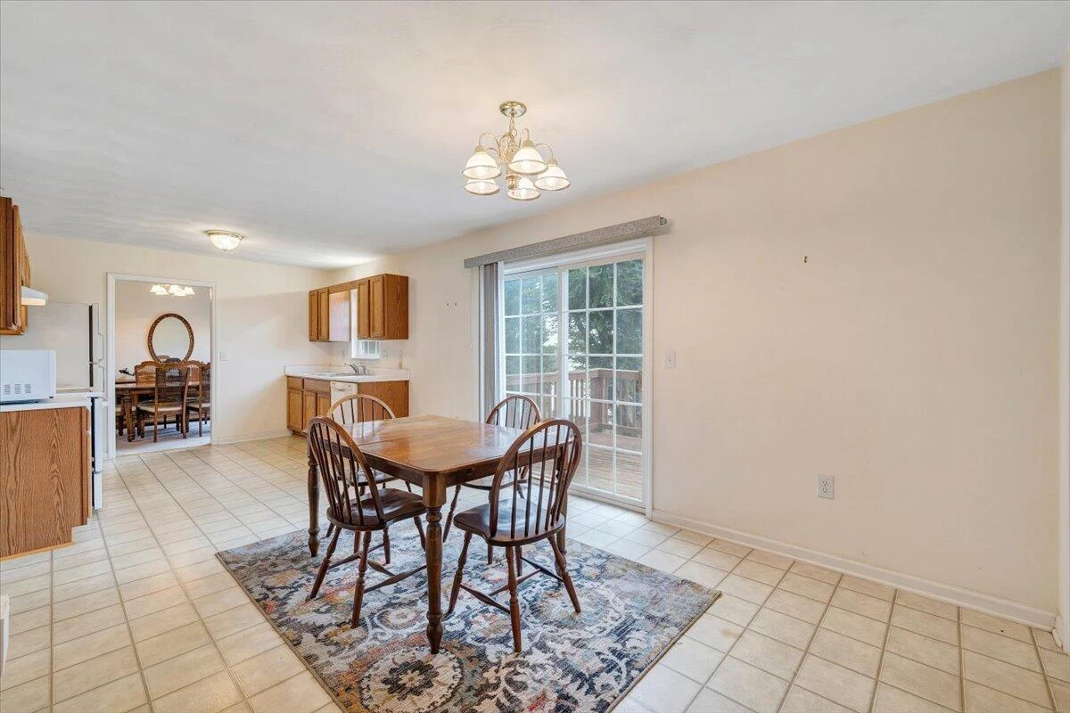 1569 Read Mountain RD - Photo 30