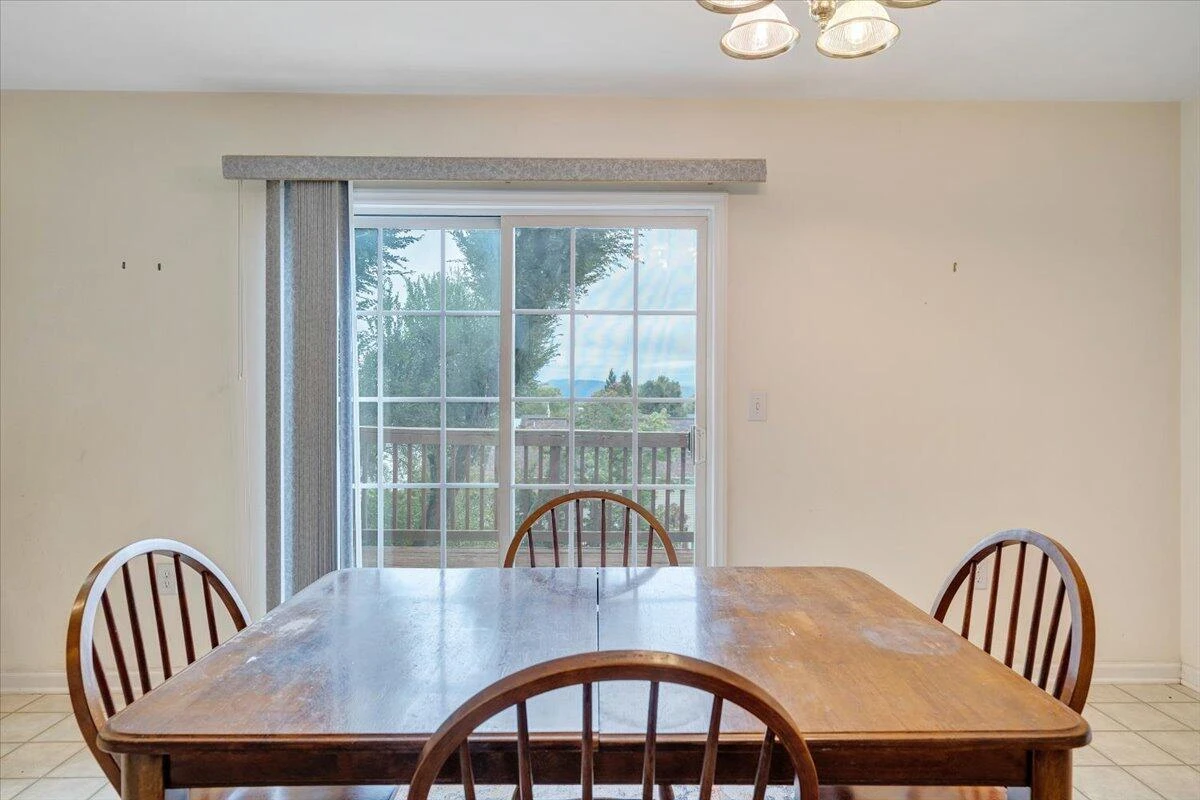 1569 Read Mountain RD - Photo 32