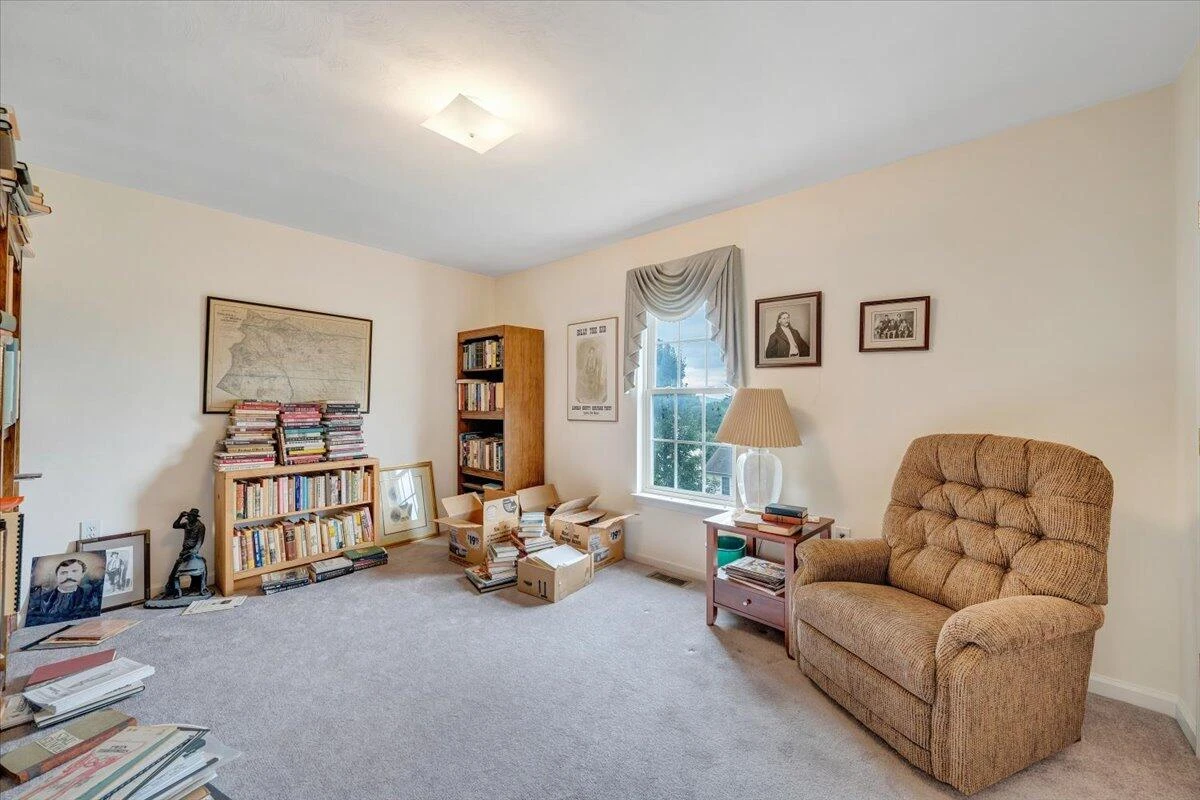 1569 Read Mountain RD - Photo 44