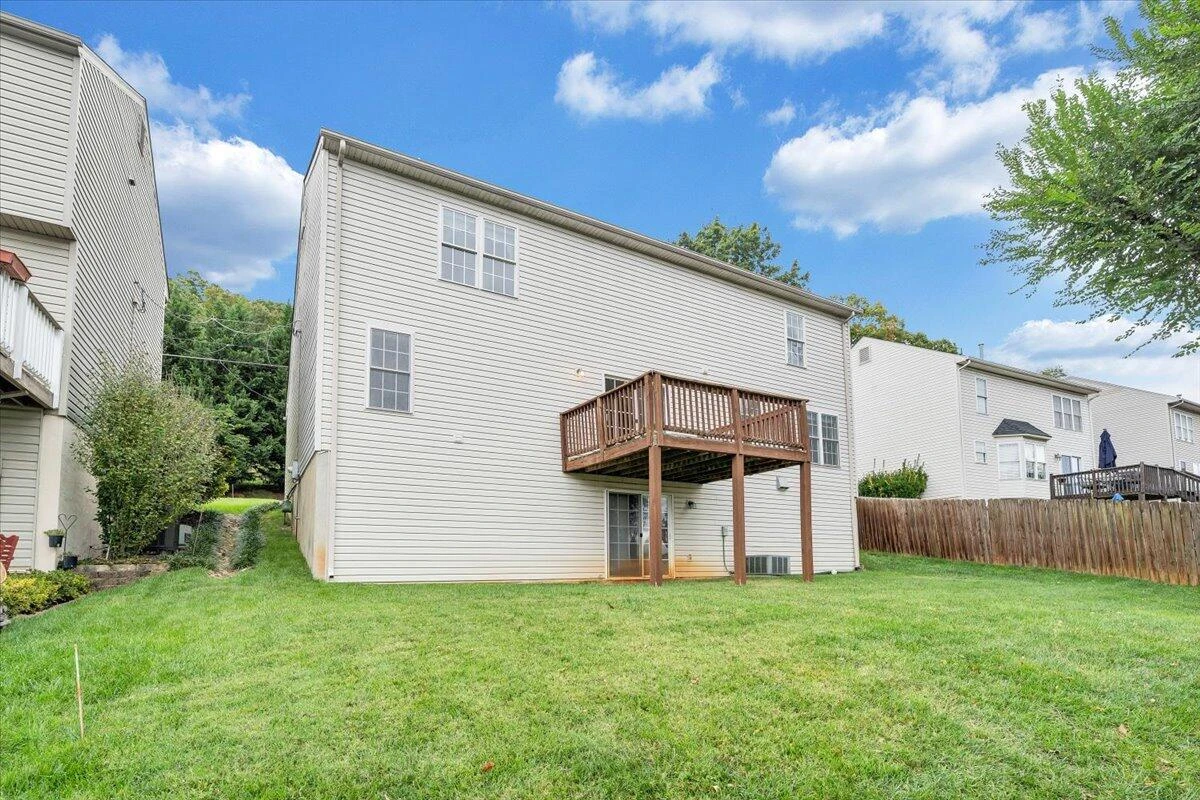 1569 Read Mountain RD - Photo 5