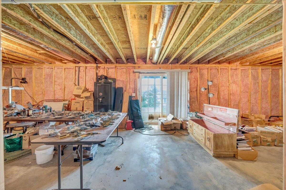 1569 Read Mountain RD - Photo 50