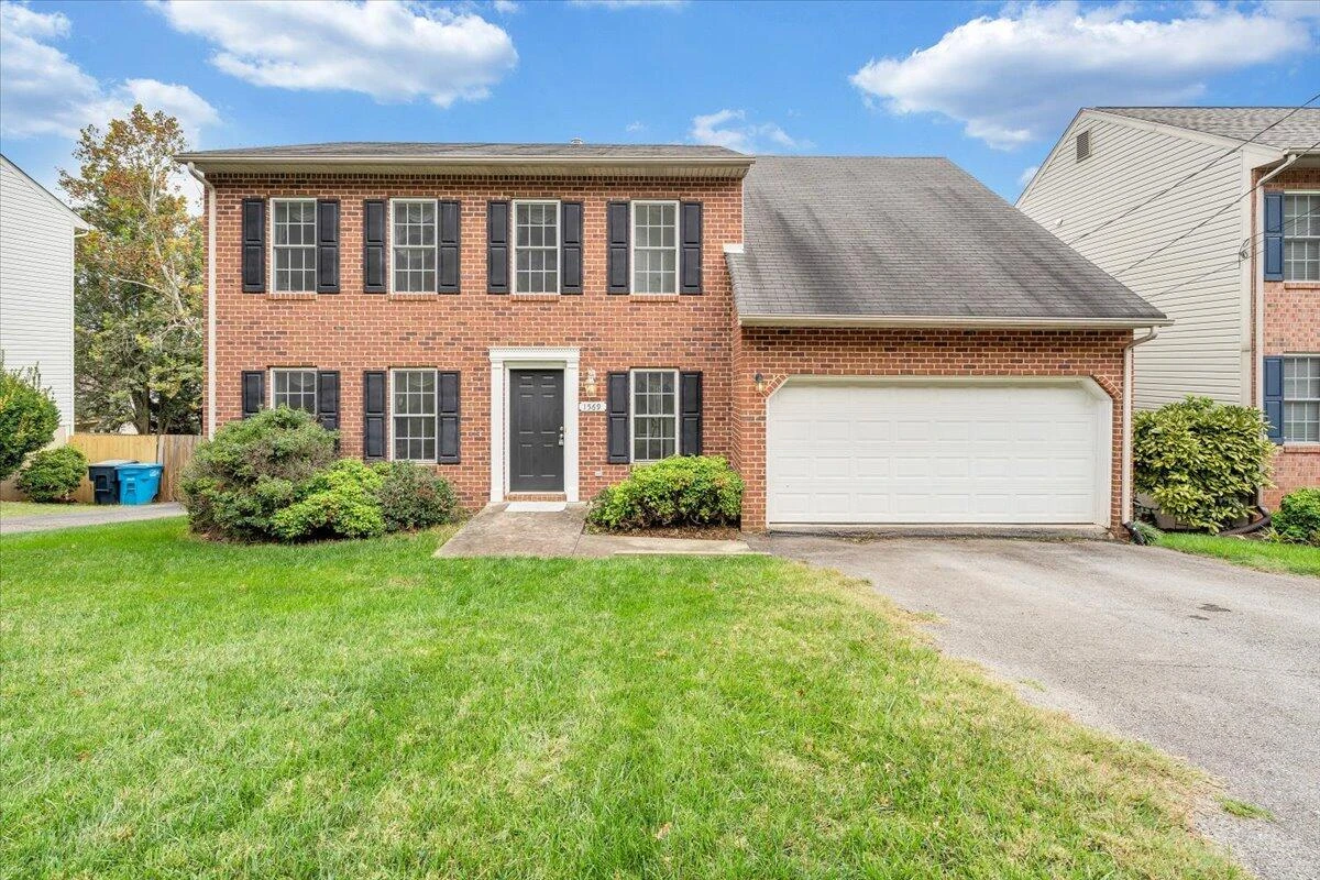 1569 Read Mountain RD - Photo 8