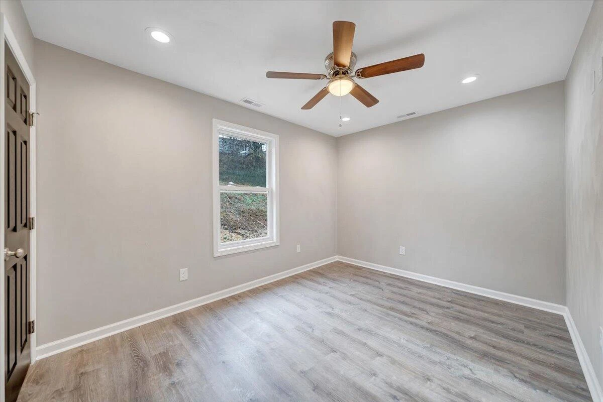 1417 Varnell AVE - Photo 13