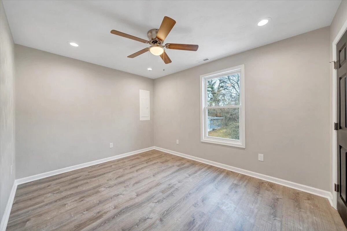 1417 Varnell AVE - Photo 17