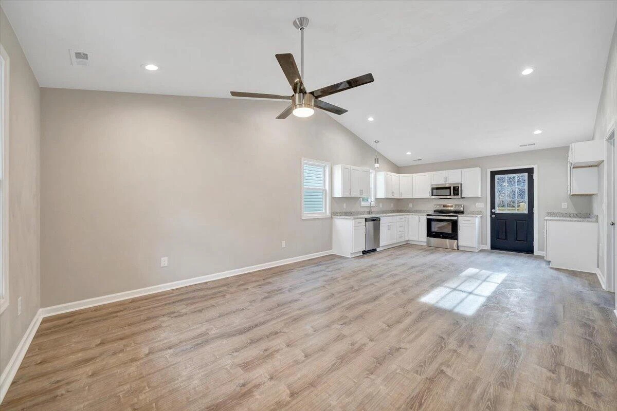 1417 Varnell AVE - Photo 3