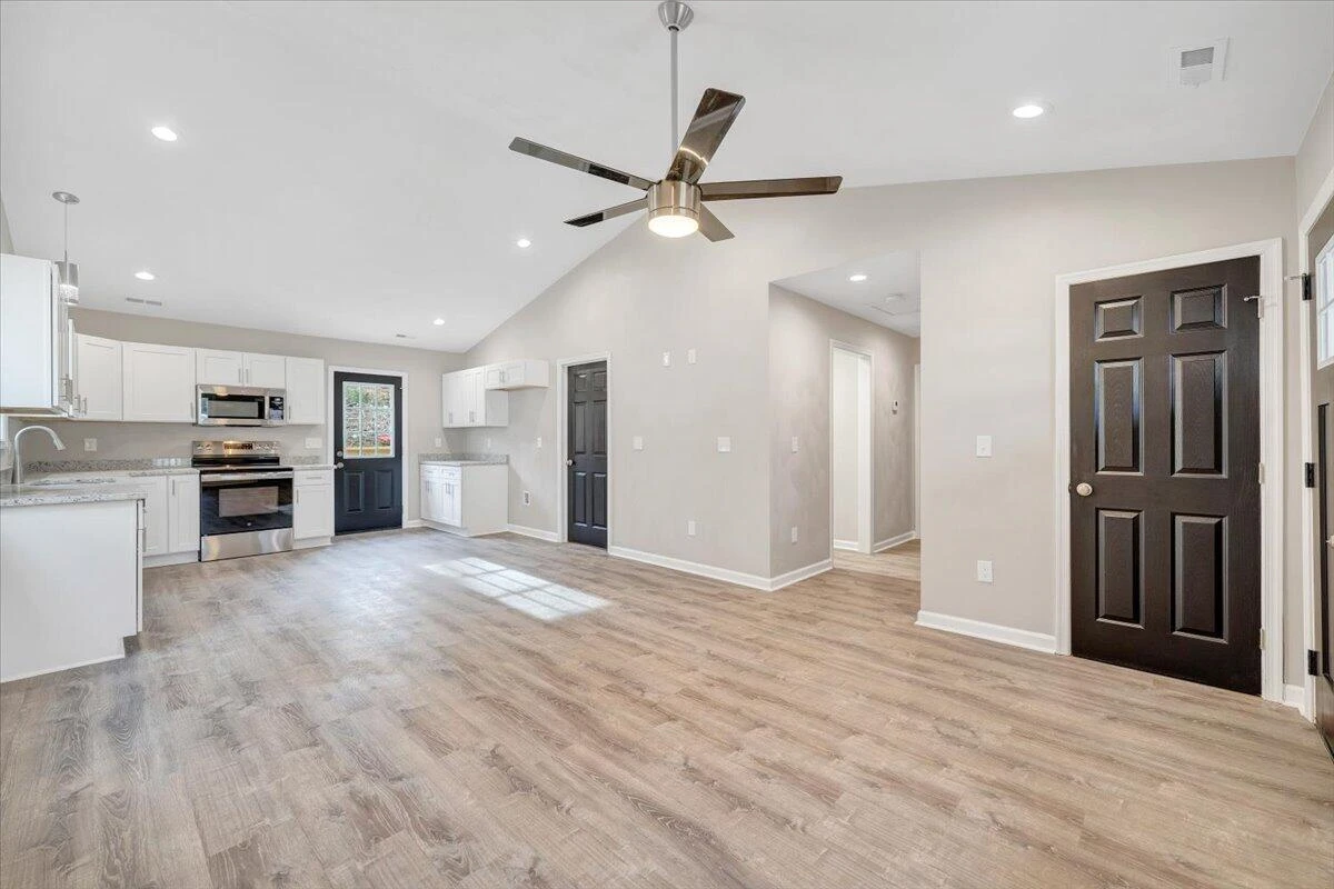 1417 Varnell AVE - Photo 5