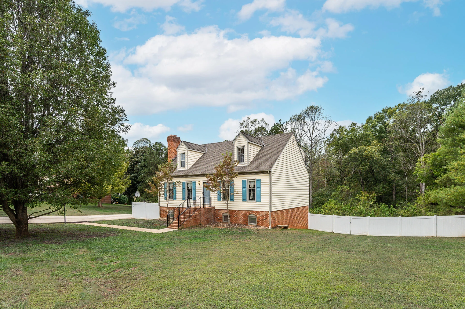 111 Otter Ridge DR - Photo 3