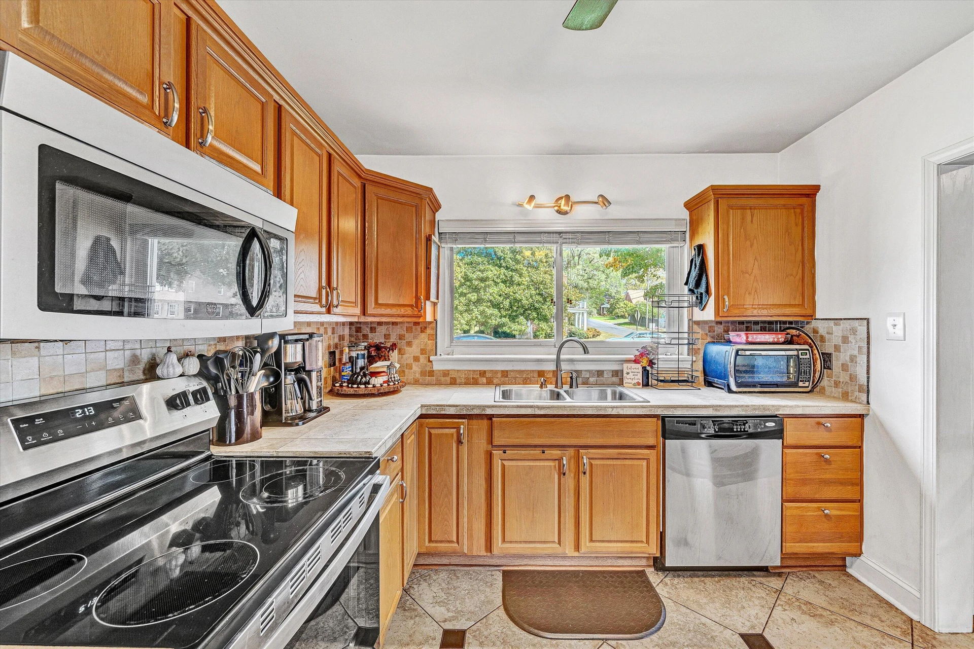 3004 Kennedy ST - Photo 10