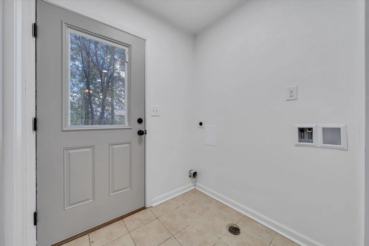 5613 Midway DR - Photo 11
